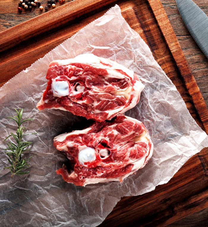 mutton-neck